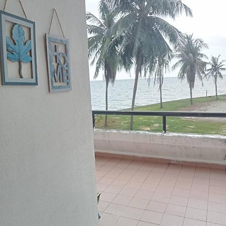 Pd Seaview Corus Paradise Lagoon Port Dickson Kültér fotó