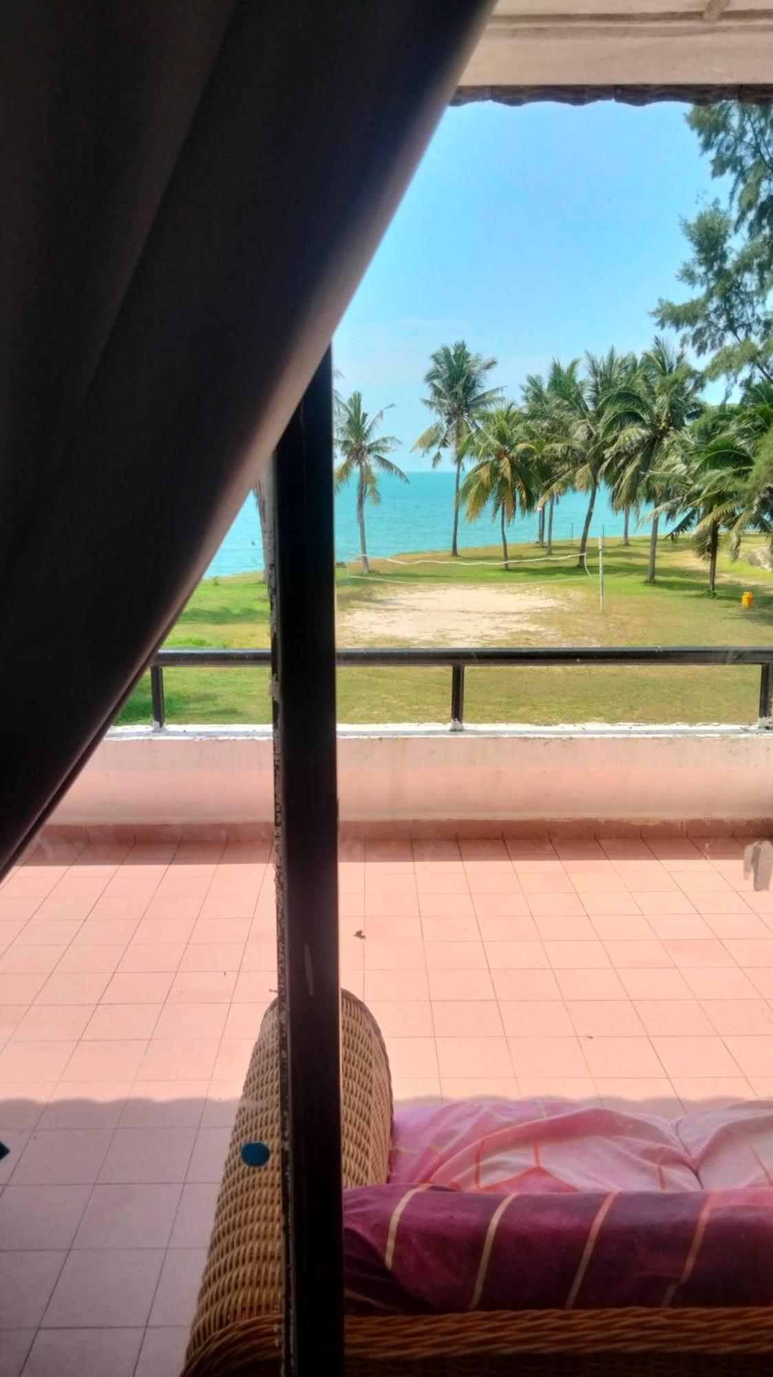 Pd Seaview Corus Paradise Lagoon Port Dickson Kültér fotó